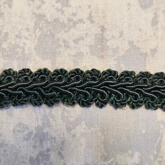 Forest Green Gimp Braid Trim - 1/2" - 3 Yard Length. - Picture 1 of 3